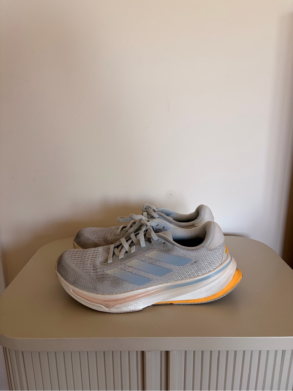 Adidas Supernova Rise Women’s Running Shoes Gray Blue Orange Sz 5.5 - Picture 2 of 12